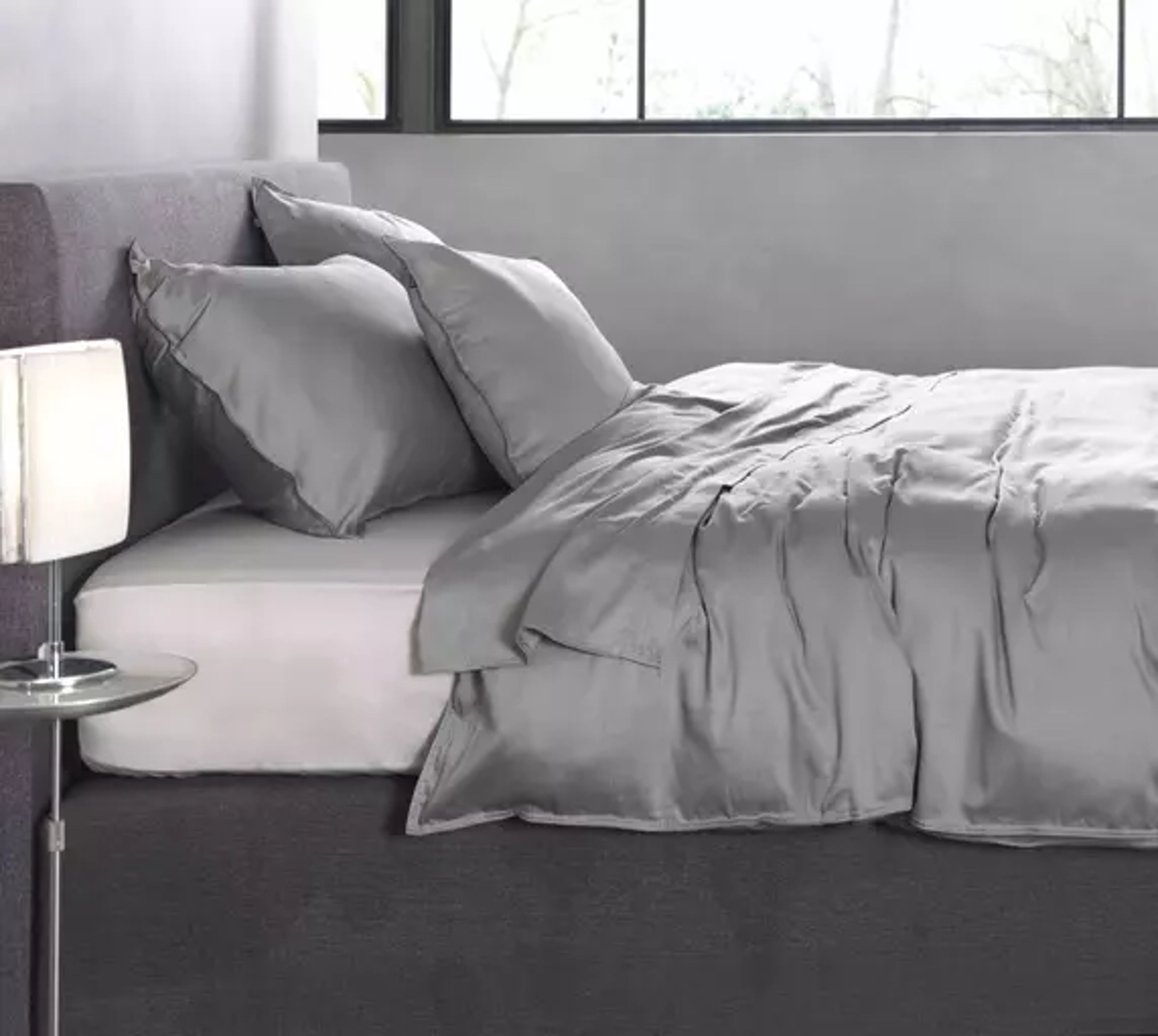 Material: 100% Baumwollsatin